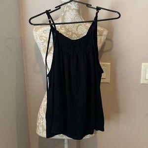 Bundle of 4 Hollister shirts, Medium